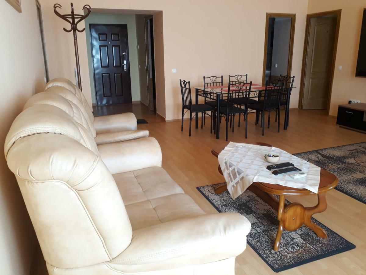 Piac Utcai Apartman Debrecín Exteriér fotografie