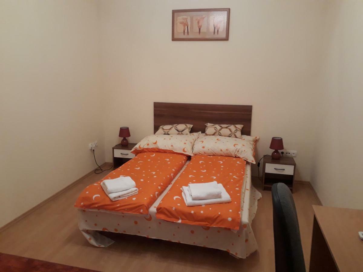 Piac Utcai Apartman Debrecín Exteriér fotografie