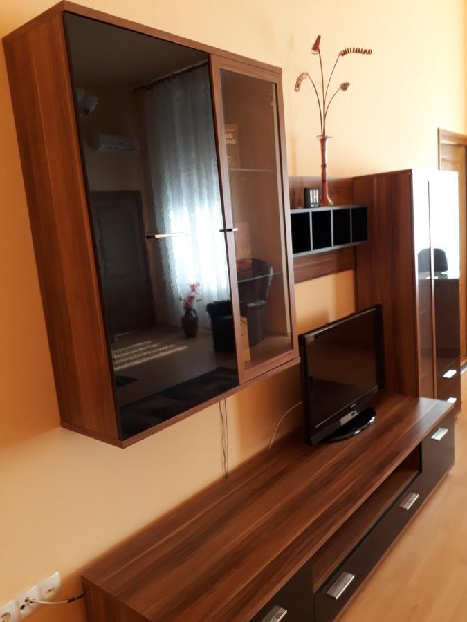 Piac Utcai Apartman Debrecín Exteriér fotografie