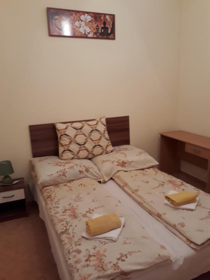 Piac Utcai Apartman Debrecín Exteriér fotografie
